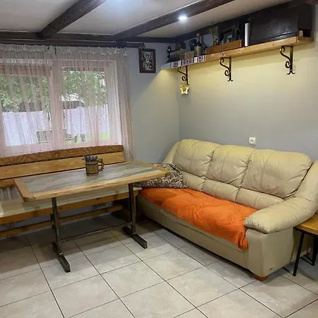 Holiday home у оксани *