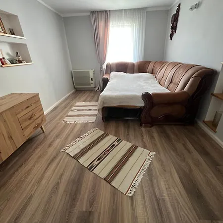 Holiday home у оксани *